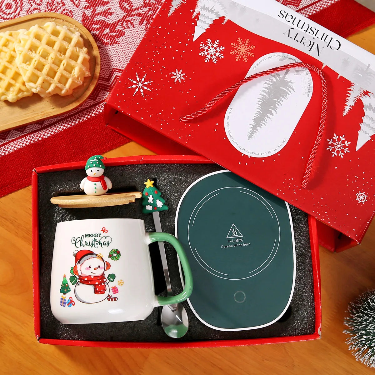 Thermostatic Cup Christmas Creative Cartoon Santa Claus Ceramic Cup Internet celebrity cute water cup souvenir