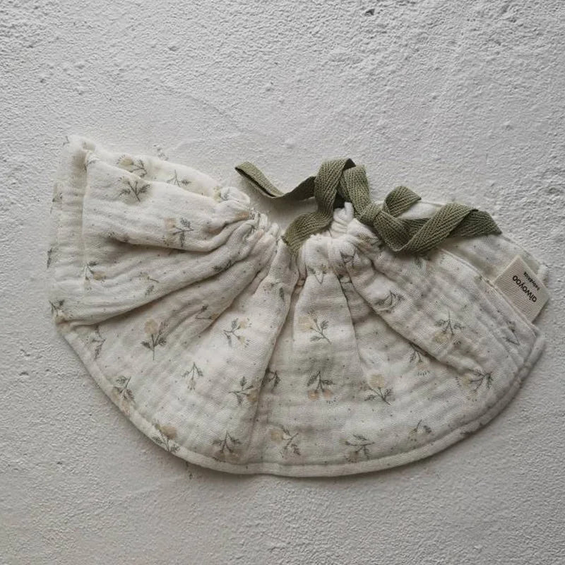 4Layers Cotton Gauze Baby Bibs Toddlers Newborns Printing Ruffle Feeding Burp Cloths Apron Baby Saliva Towel Drool Bib