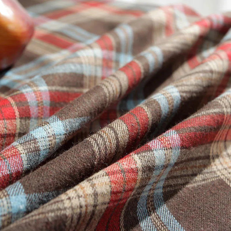 Christmas Tablecloth Round Plaid Tablecloth Wrinkle Resistant Rustic Christmas Checkered Table Cloth for Holiday Party Dining