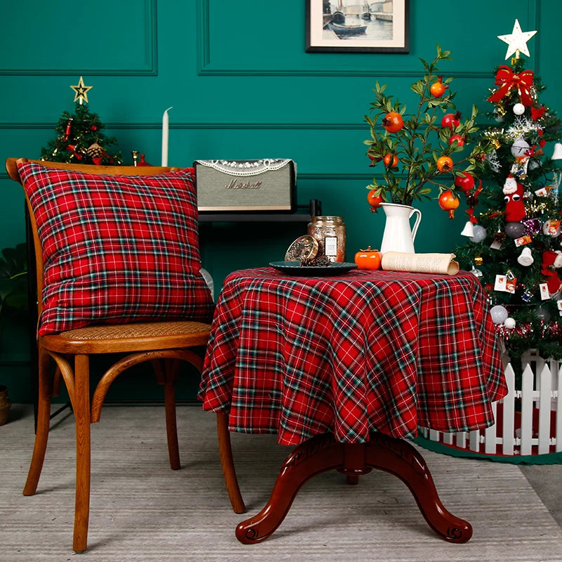 Christmas Tablecloth Round Plaid Tablecloth Wrinkle Resistant Rustic Christmas Checkered Table Cloth for Holiday Party Dining